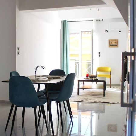 Patras Cozy Nest In The Vibrant City Center Eksteriør billede