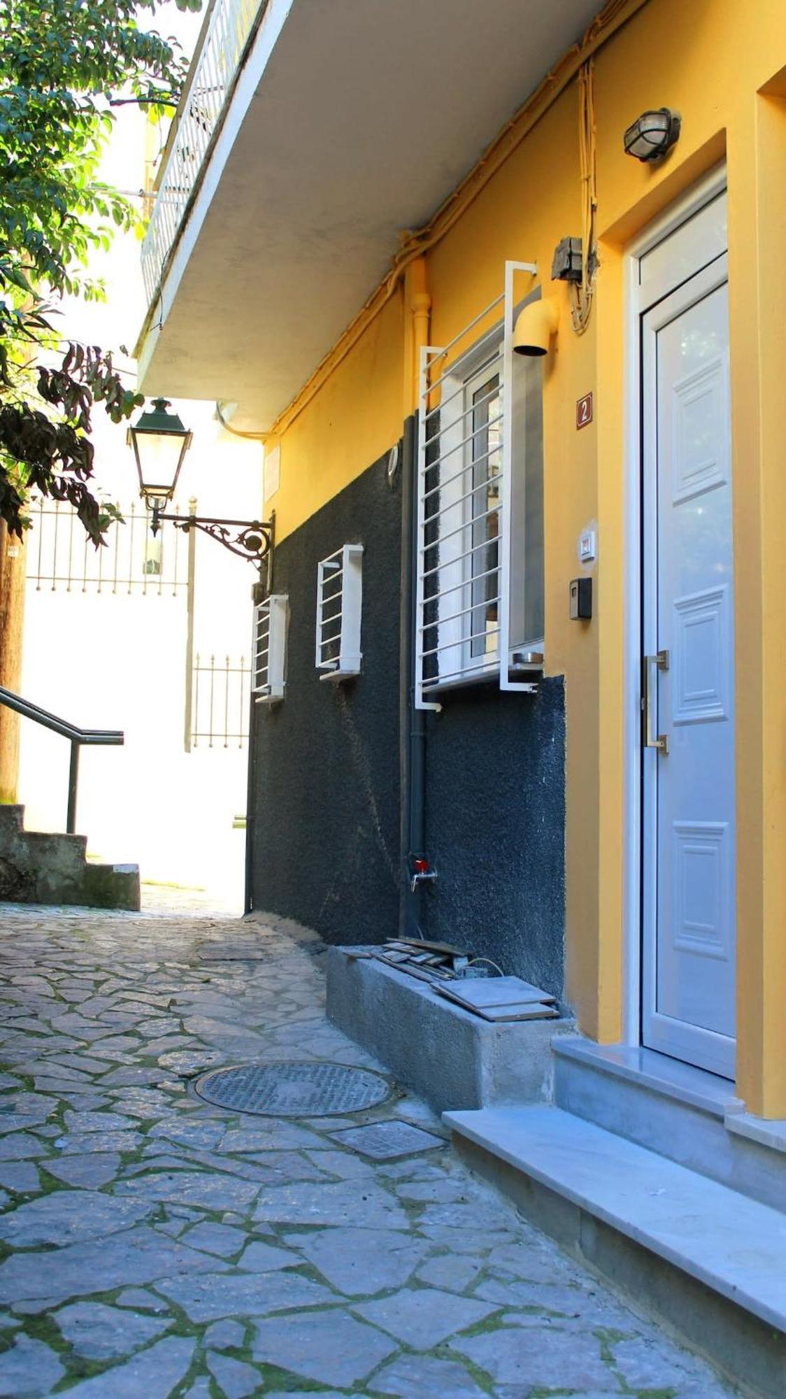 Patras Cozy Nest In The Vibrant City Center Eksteriør billede